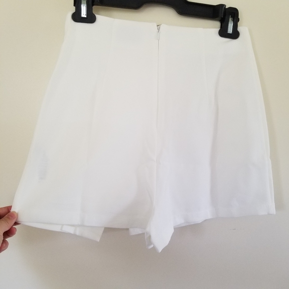 ASOS Design High Waist White Tennis Skort Size 4 EUC - Picture 6 of 9